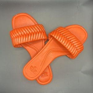 Zara orange slides size 7 fits 6.5 good